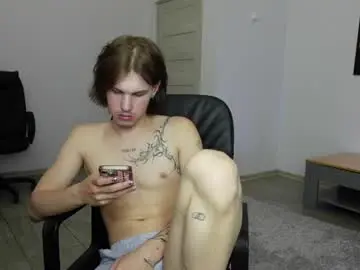 Chaturbate Live Sex Cam of eric_poston