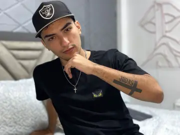 Livejasmin Free Porn Cam of AleekRuiz