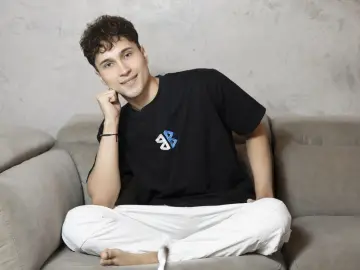 Livejasmin Live Sex of BidieWhite