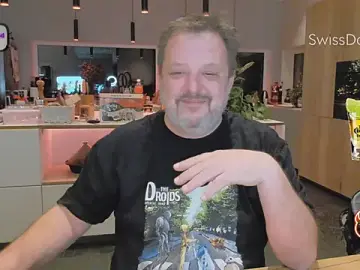 Stripchat Sex Cam of SwissDadbod